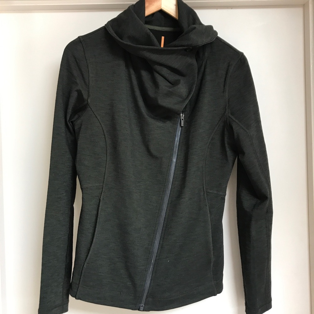 Lucy Hatha Asymmetrical Jacket 111761